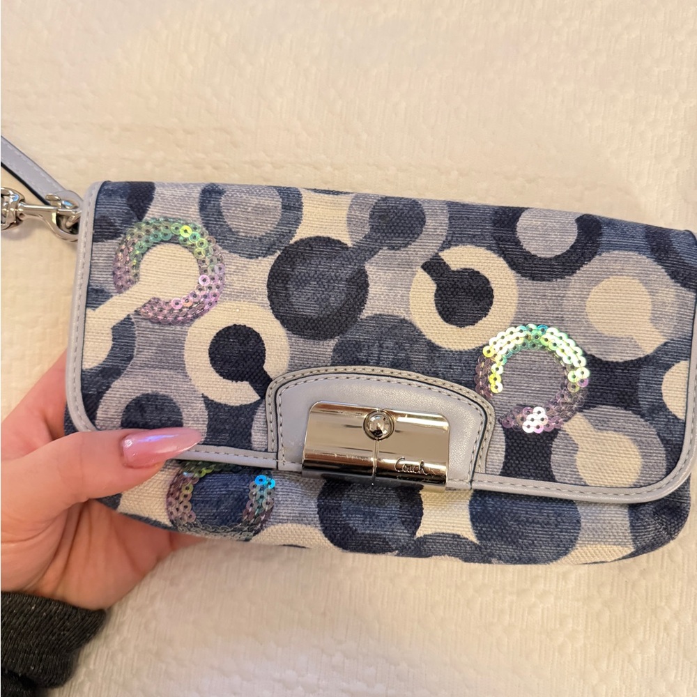 Coach Multicolor Circle Pattern Wristlet - Picture 3 of 10